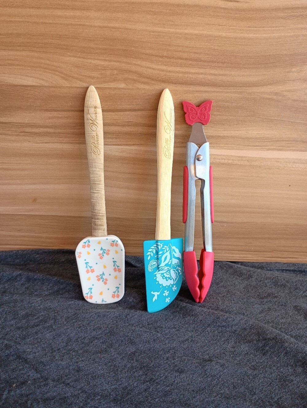 The Pioneer Woman Kitchen Utensil Set